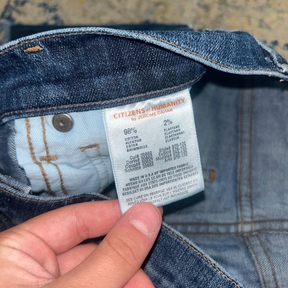 Citizens of Humanity Dark Wash Jean Shorts - Picture 4 of 5